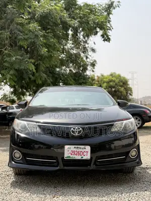 Toyota Camry SE 4dr Sedan (2.5L 4cyl 6A) 2013 Black