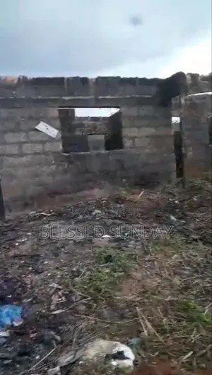 3bdrm Block of Flats in 3Lane, Benin City for sale