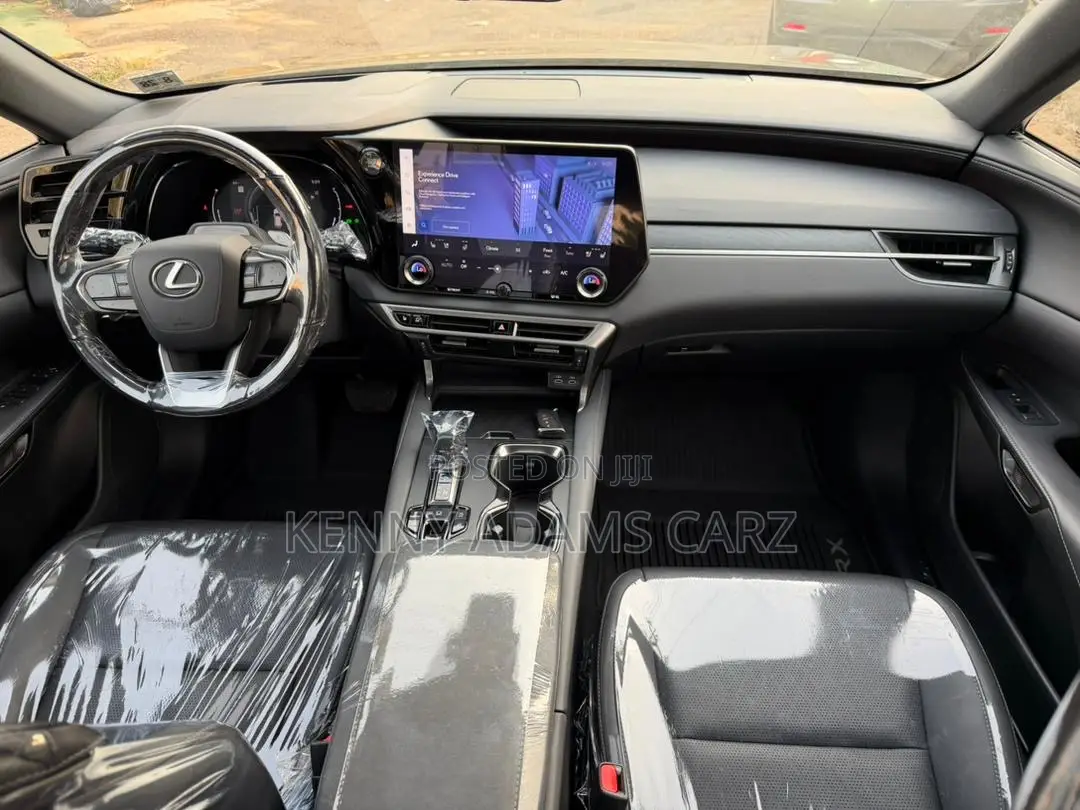 Lexus RX 2023 Green