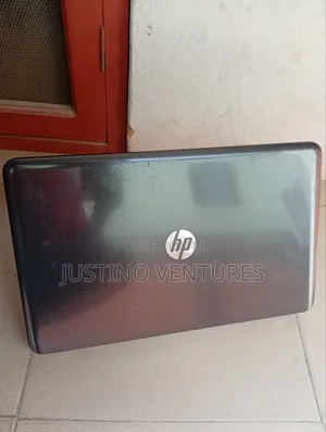 Laptop HP Pavilion 17 8GB Intel Core i5 SSD 128GB