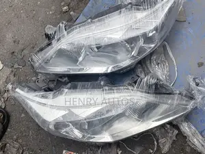 Set Headlights Corolla 2010 Europe