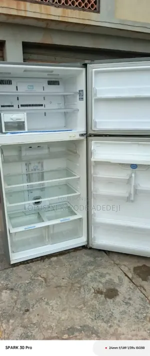 Lg Gr-M802glhc Standing Fridge and Freezer 639ltrs