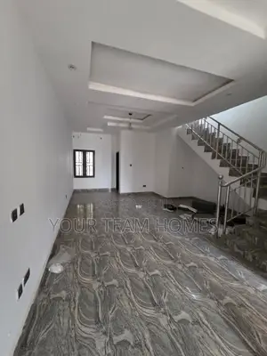 4bdrm Townhouse / Terrace in Katampe for rent