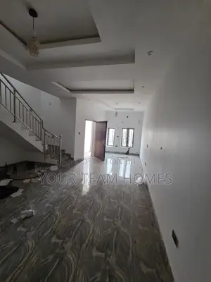 4bdrm Townhouse / Terrace in Katampe for rent