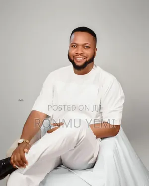 Taiwo Amen Band (Anulonsoro Crooner)