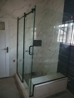 Cubicle Glass