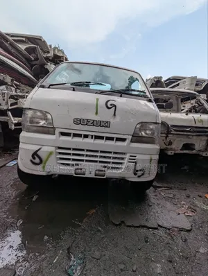 Suzuki Carry Tokunbo Truck 2008 White