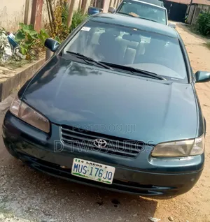 Toyota Camry Automatic 1998 Green