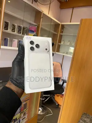 New Apple iPhone 17 Pro Max 256 GB Silver