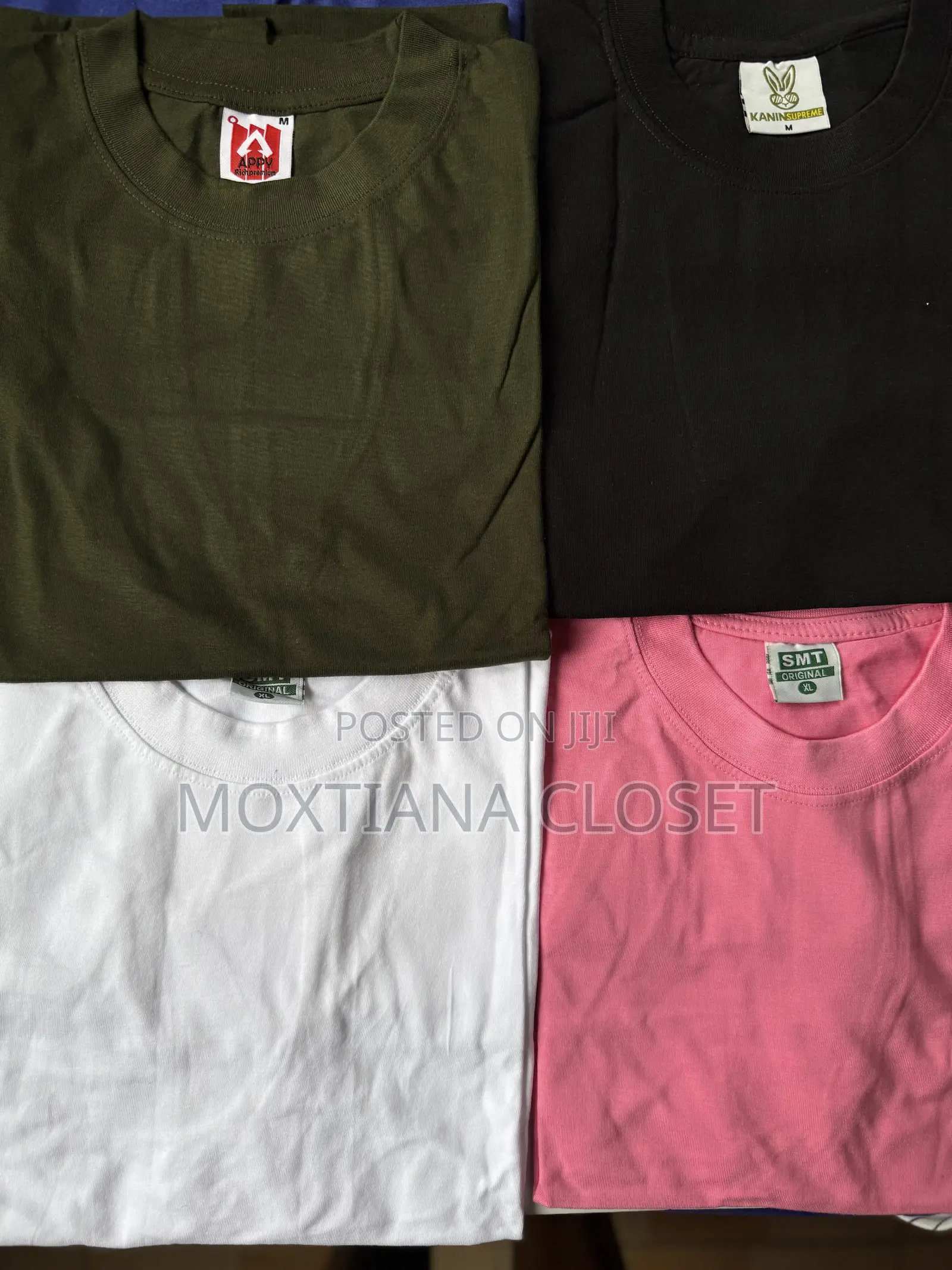 Plain Roundneck