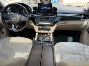 Mercedes-Benz GLE-Class GLE 350 2017 Brown