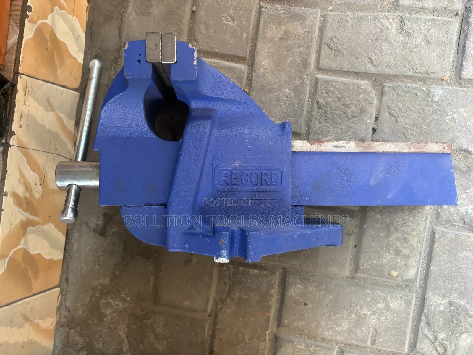 Heavy Duty 8” Bench Vise