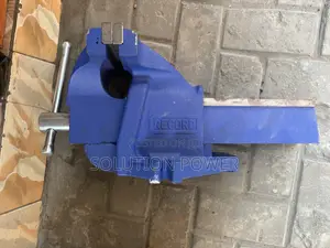 Heavy Duty 8” Bench Vise