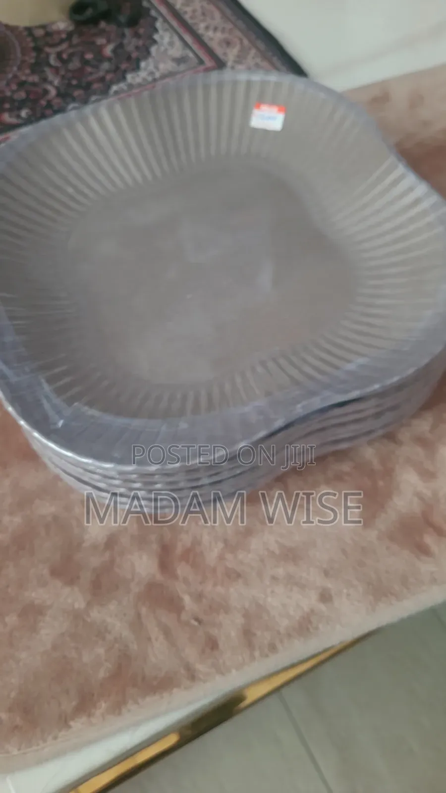 Unbreakable Dish . Quality Plates