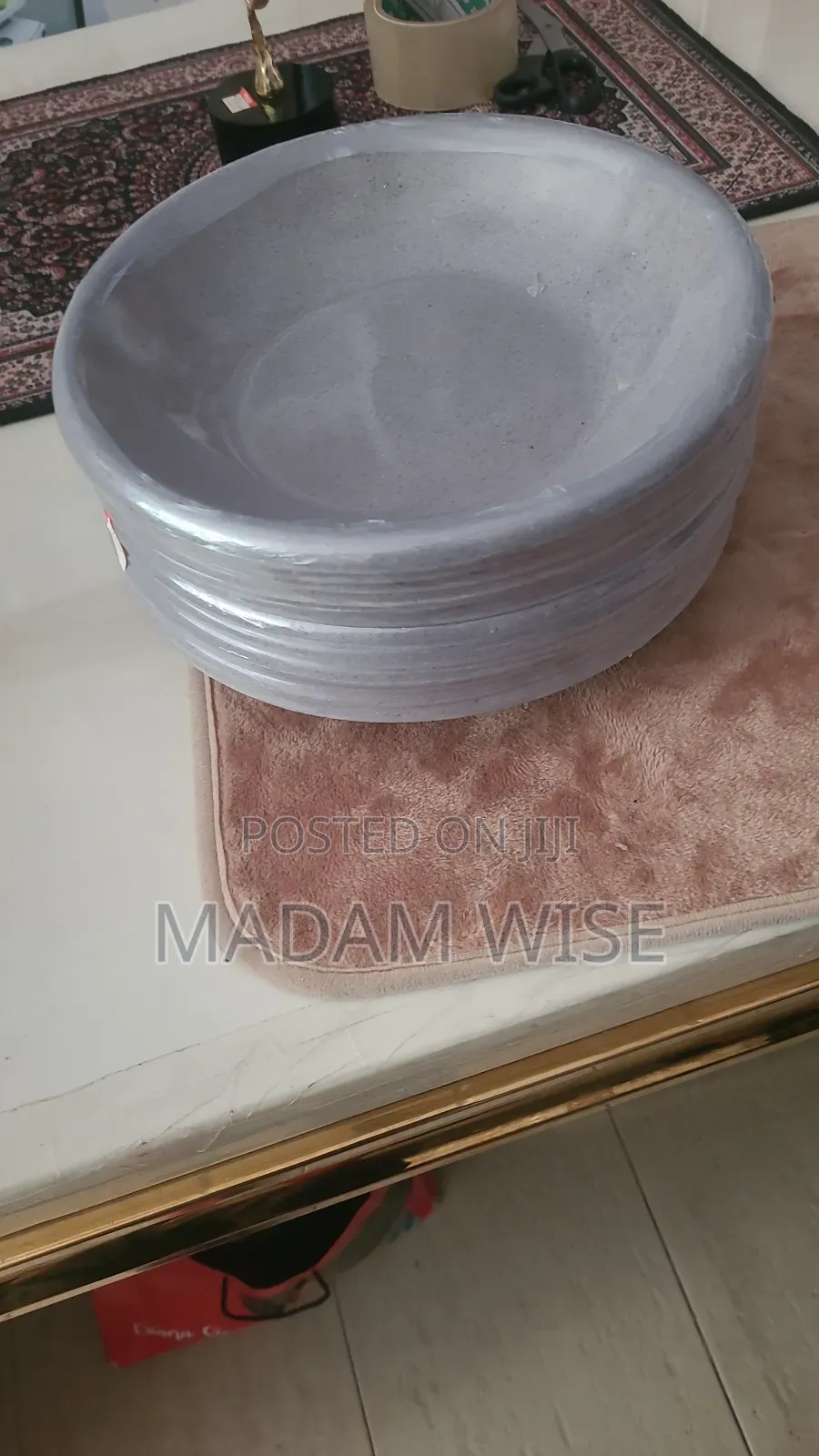 Unbreakable Dish . Quality Plates