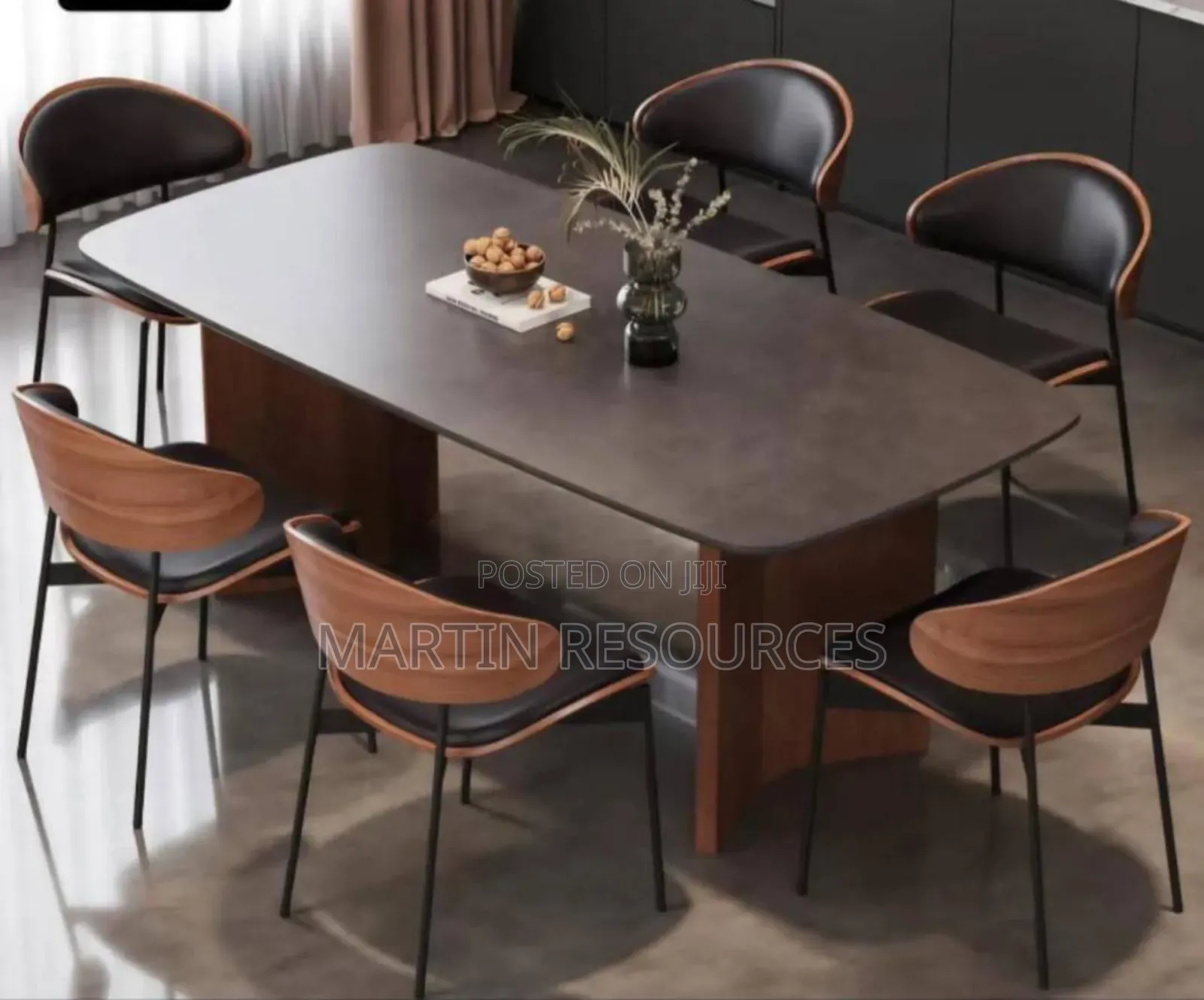 High Class Dining Table
