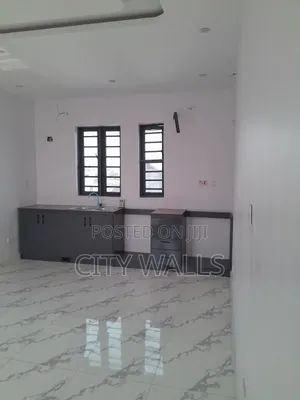 2bdrm Block of Flats in Ologolo for rent