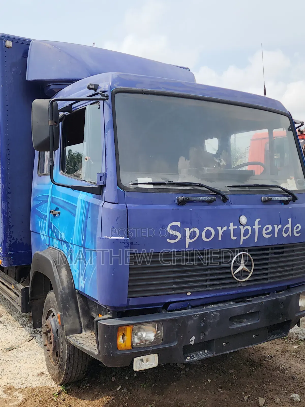 Super Clean Foreign Used Mercedes Benz 817 Truck