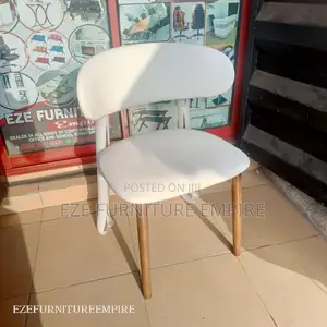 Restaurant Wooden Leg Chair