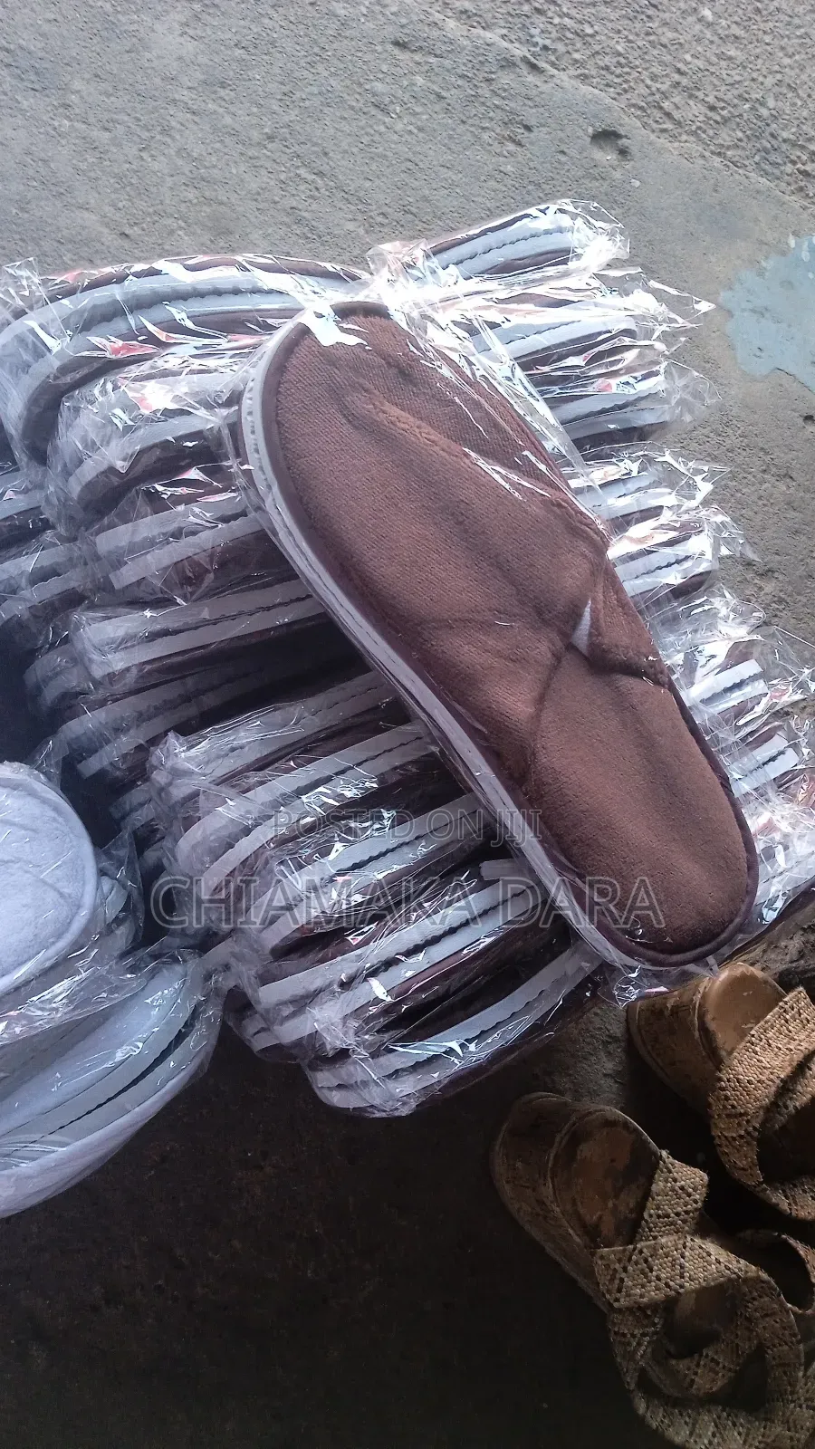 Wholesale Fluffy Indoors Slippers