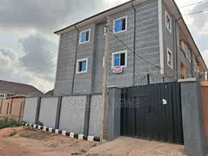 3bdrm Block of Flats in Tanker Park Road, Enugu for rent