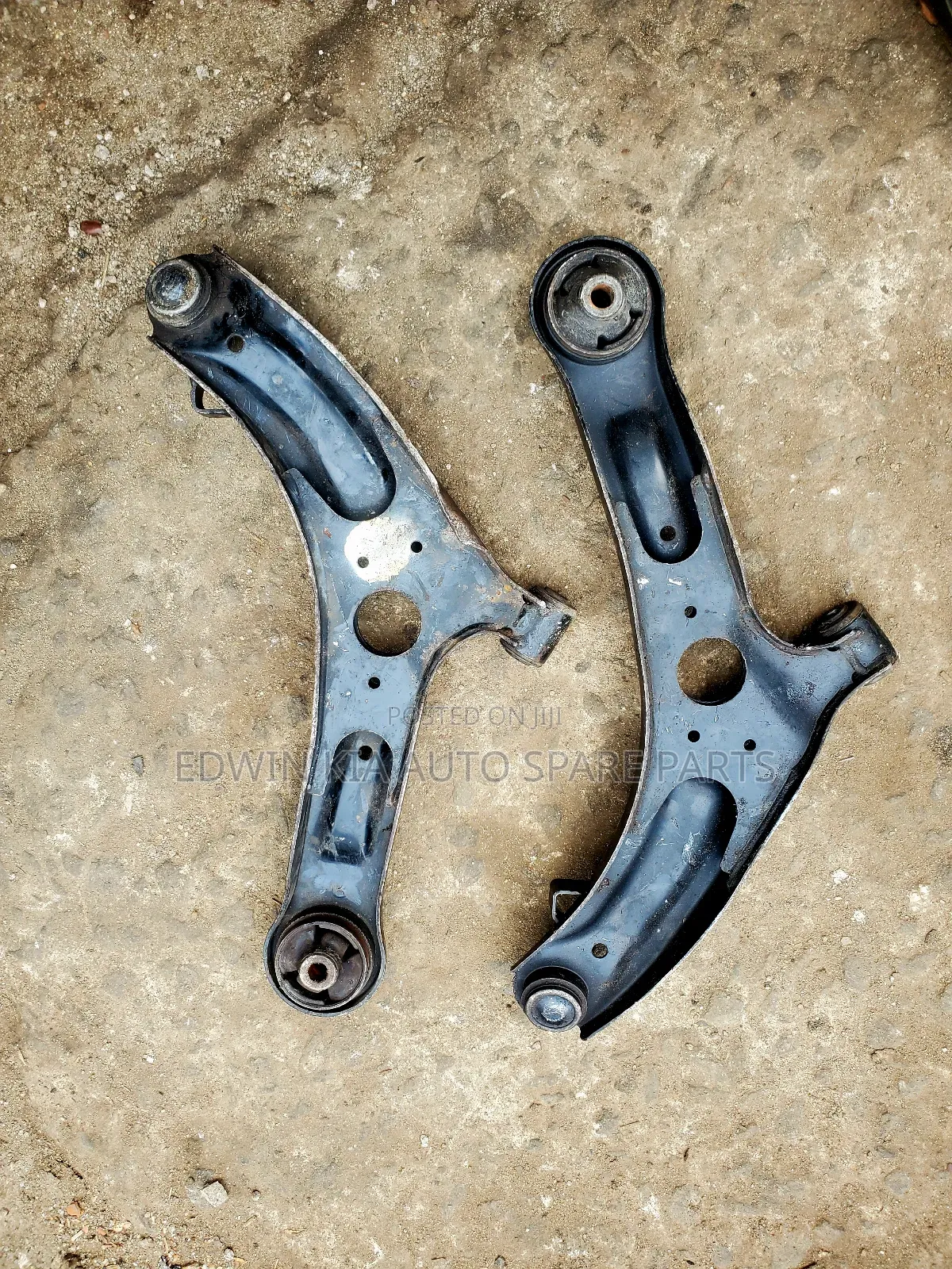 Picanto 2012 Front Low Arm Set