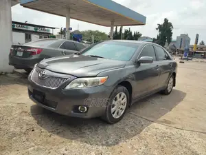Toyota Camry 2010 Gray
