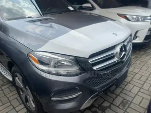 Mercedes-Benz GLE-Class GLE 350 2017 Blue