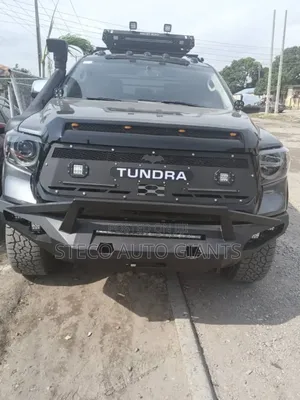 Toyota Tundra 2024 Black