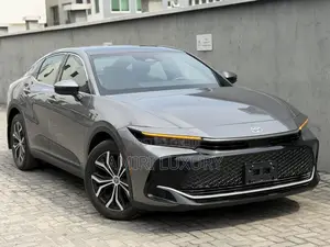 New Toyota Crown Limited AWD 2024 Gray