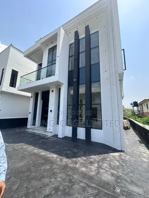 5bdrm Duplex in Ikota for sale