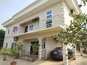 5bdrm Duplex in Narayi High Cost for sale