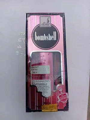 "Bombshell Glam"