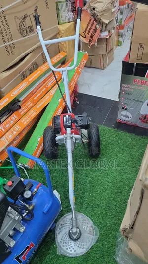 Wheel Type Pushing Brush Cutter