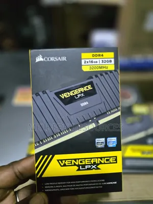 Corsair Vengeance LPX 32gb (2x16gb) Ddr4 3200mhz Dram Memory Kit.
