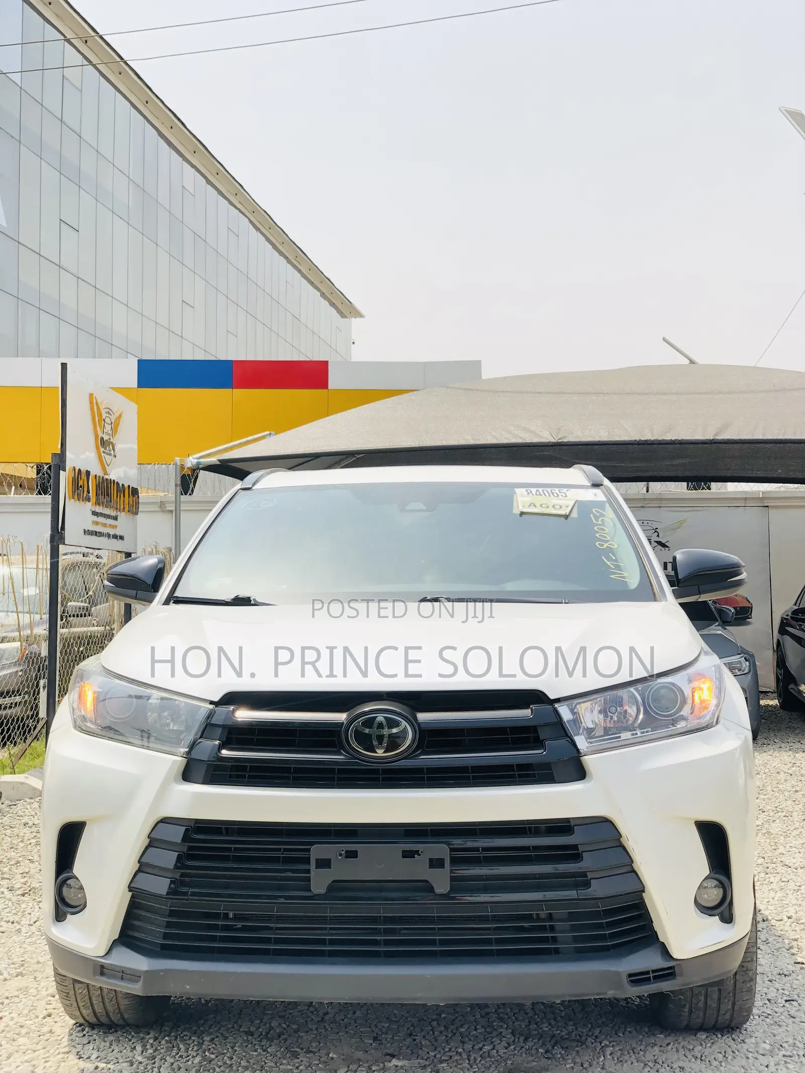 Toyota Highlander SE 2019 Off white