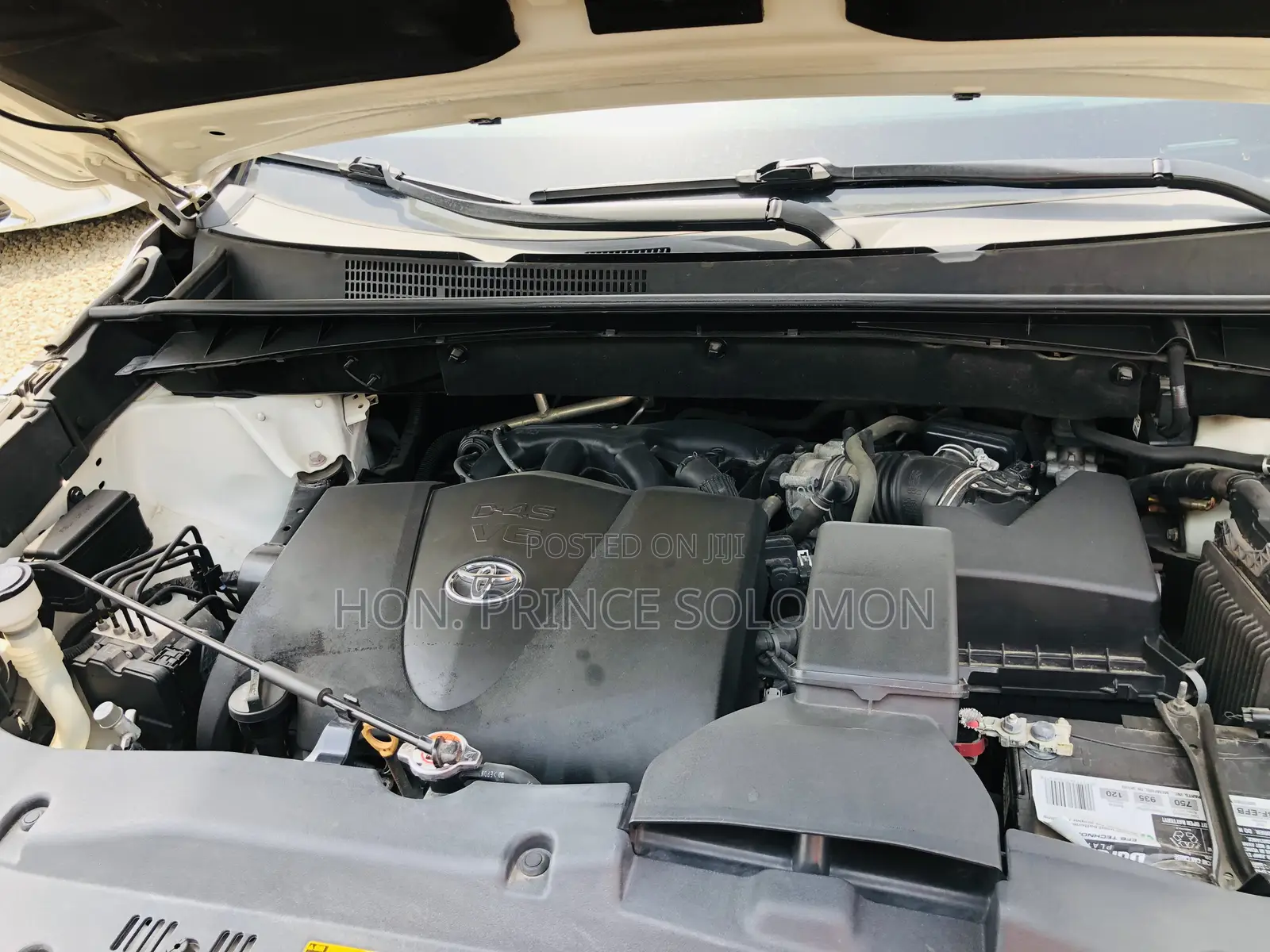Toyota Highlander SE 2019 Off white