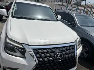 Lexus GX 460 Luxury 2019 White