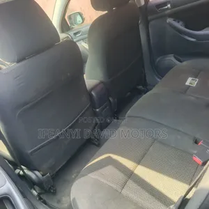 Toyota Avensis 2.0 Advanced Automatic 2009 Gray