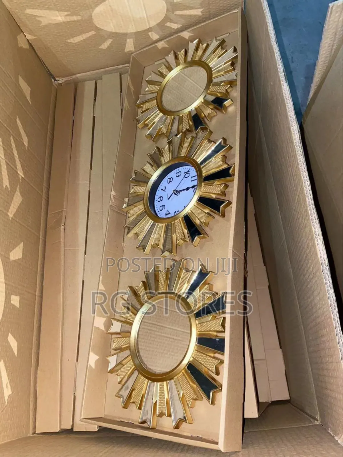 3pcs Clock and Mirror Decoration Set
