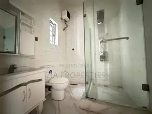 4bdrm Duplex in Lekki for rent