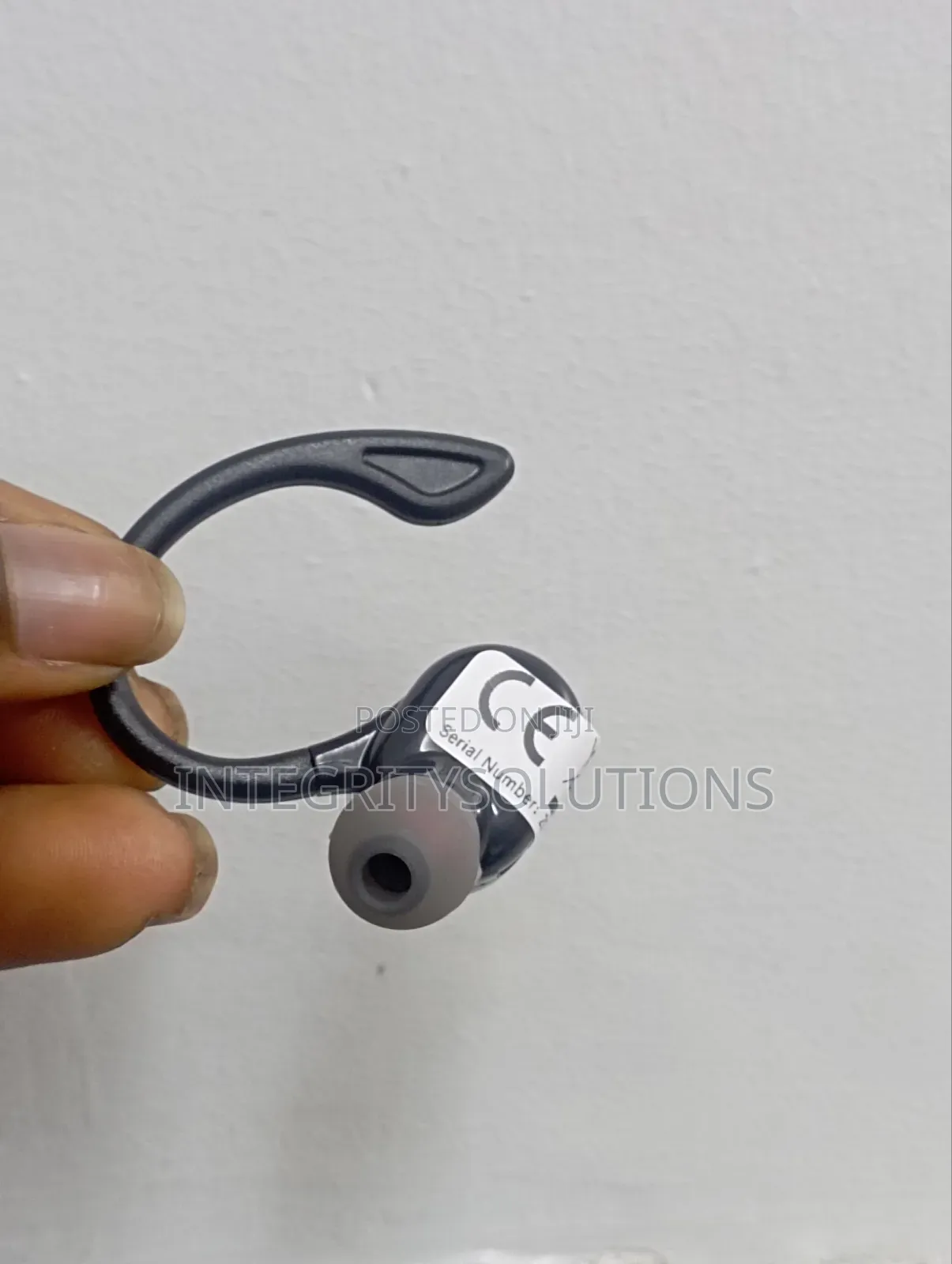 Single Wireless Bluetooth Headset Earpiece