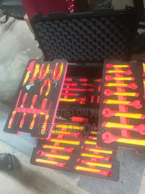 Yato Insulated Tools Kits