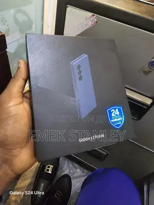 New Samsung Galaxy Z Fold6 256 GB