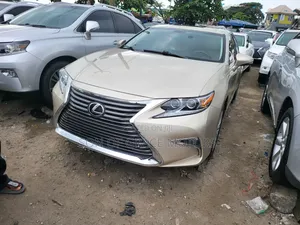 Lexus ES 350 FWD 2016 Gold