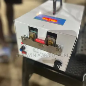 Automatic Debeaker Machine