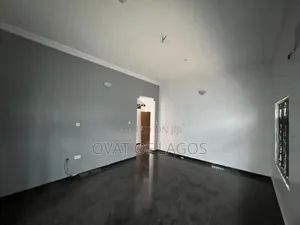 2bdrm Duplex in Lekki Phase 1 for rent