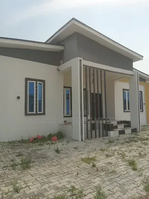 Furnished 4bdrm Bungalow in Aswonder Estate, Lakowe for rent