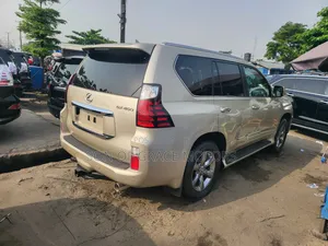 Lexus GX 460 Premium 2013 Gold