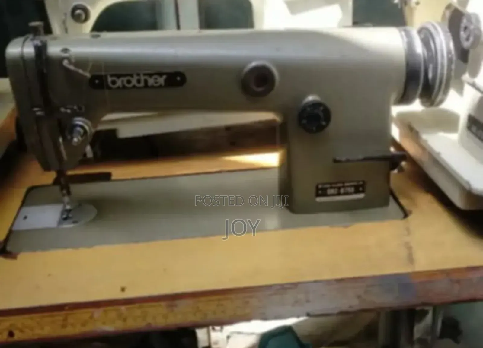 Industrial Sewing Machine